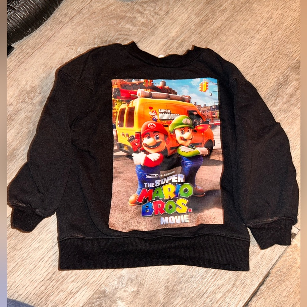 H&M Super Mario Bros kids sweatshirt